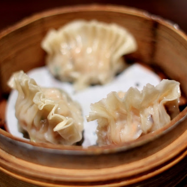 「金牌魚翅餃」,看字面就知道啦,裡面一定 「金牌魚翅餃」,看字面就知道啦,裡面一定